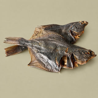 Bot Hele Vis – stevige gedroogde vis voor honden van ca. 15–25 cm